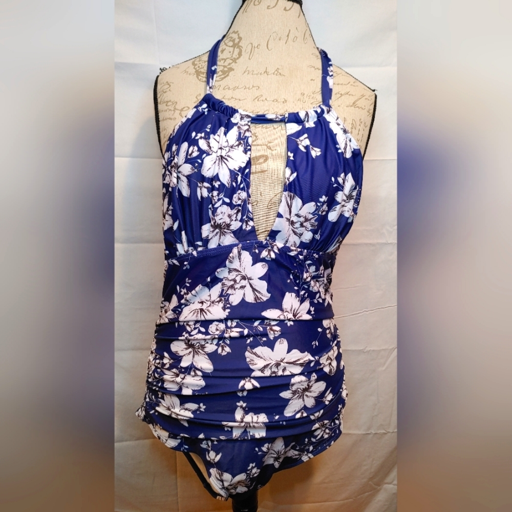 B2prity Women's Slimming One Piece Swimsuit Tummy Control Floral Halter XL NWOT